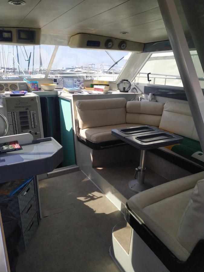 Ferretti 36 ' Bateau A Quai Vieux-Port Cannes Festival La Croisette Exterior foto