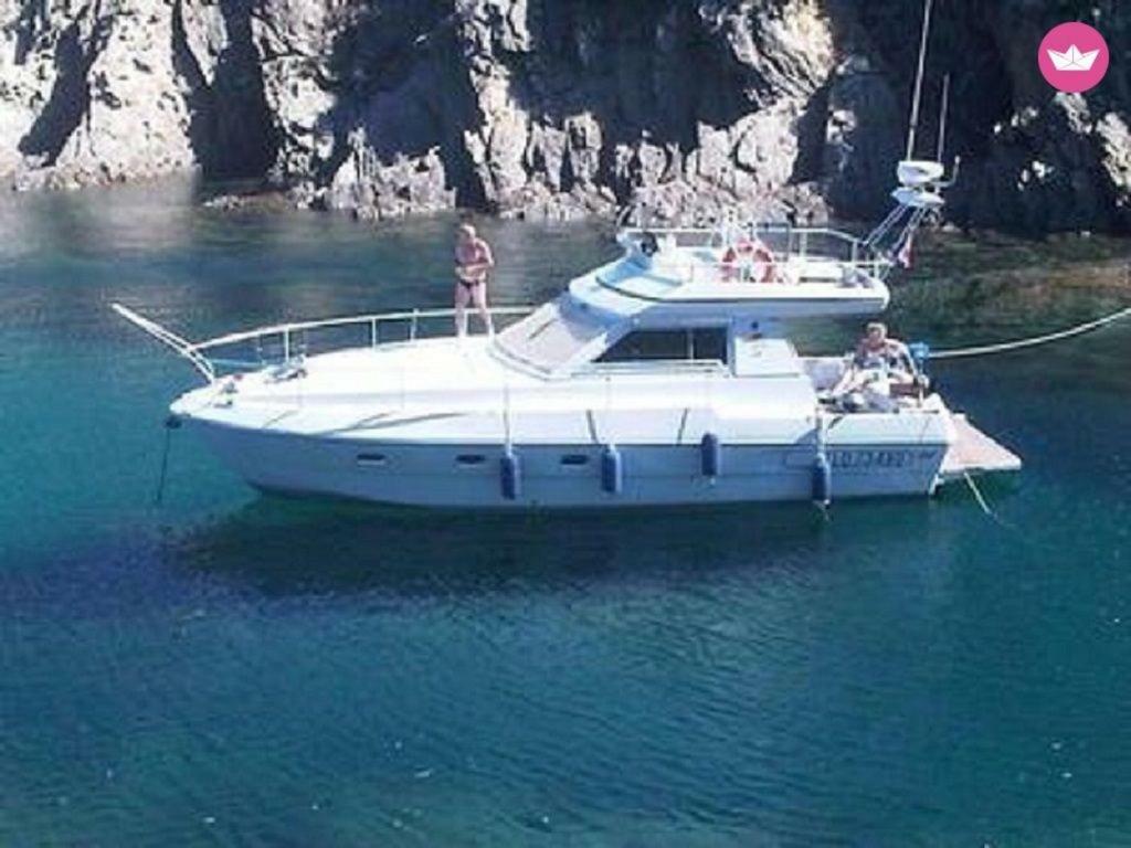 Ferretti 36 ' Bateau A Quai Vieux-Port Cannes Festival La Croisette Exterior foto